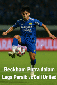 Beckham Putra tampil penuh semangat saat mengontrol bola dalam laga Persib vs Bali United, mengenakan jersey biru kebanggaan Persib Bandung